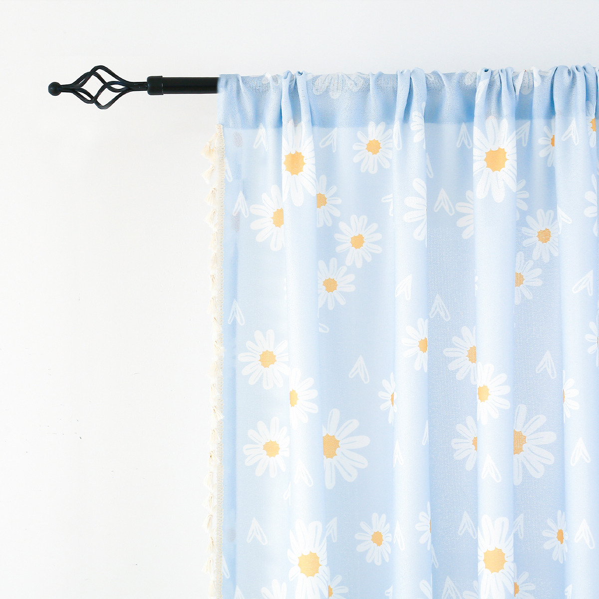 Blue White Daisy 4